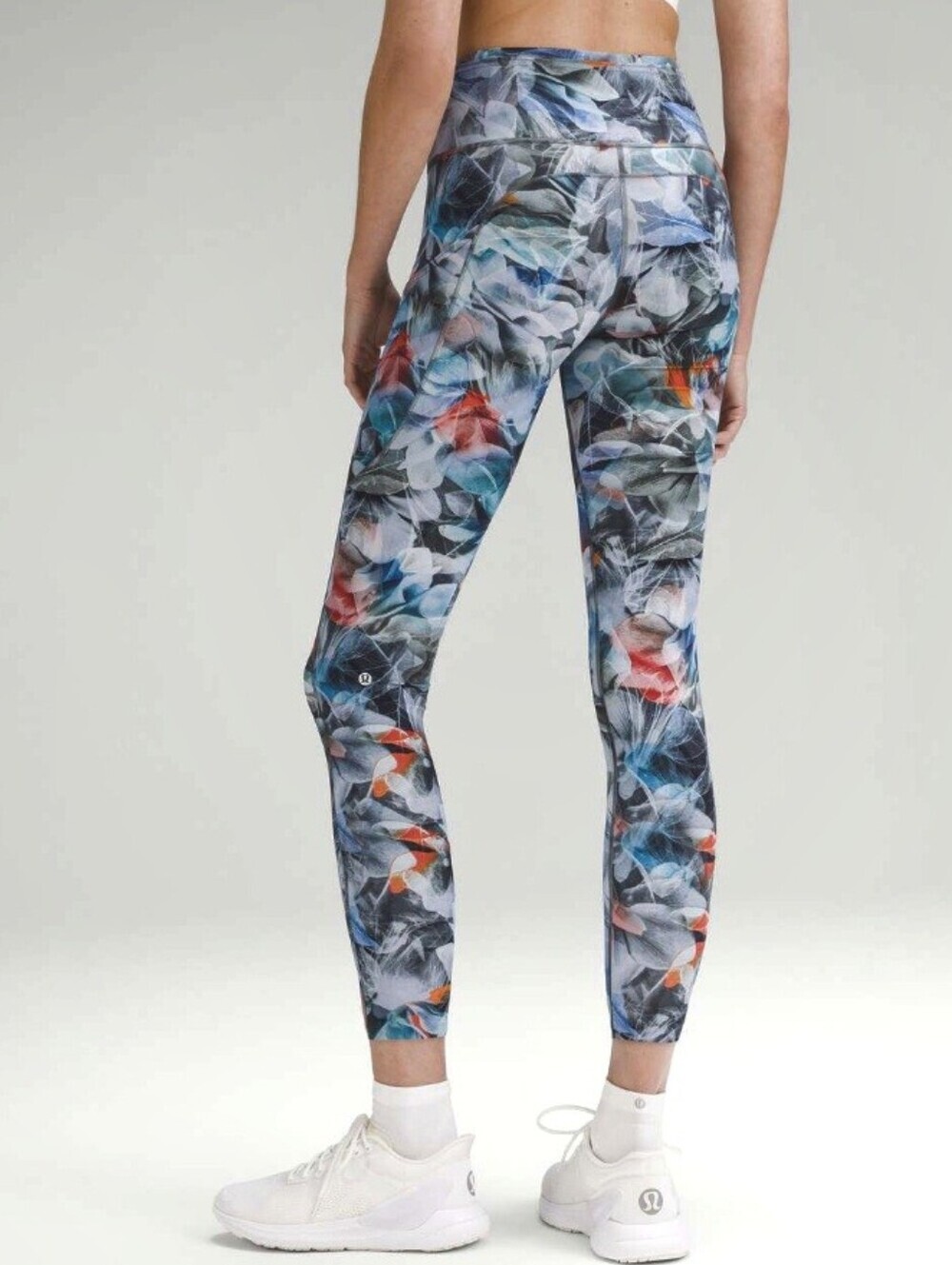 Lululemon Fast and Free High-Rise Tight 24". Luminescent Floral Multi. Nulux. 14
